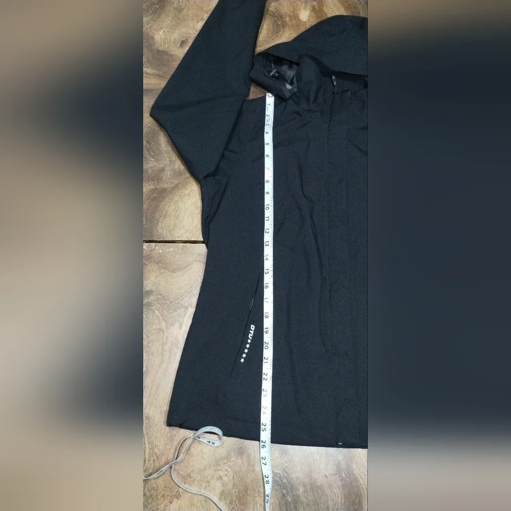 OTU sleek black